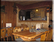 HütteInnenNOF HütteInnenNOF